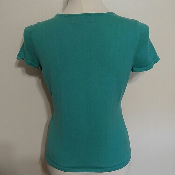 Casual Corner green top with metal circle size SP - Picture 2 of 3